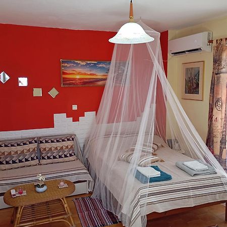 Y.M.Apartment Rhodes City Bagian luar foto